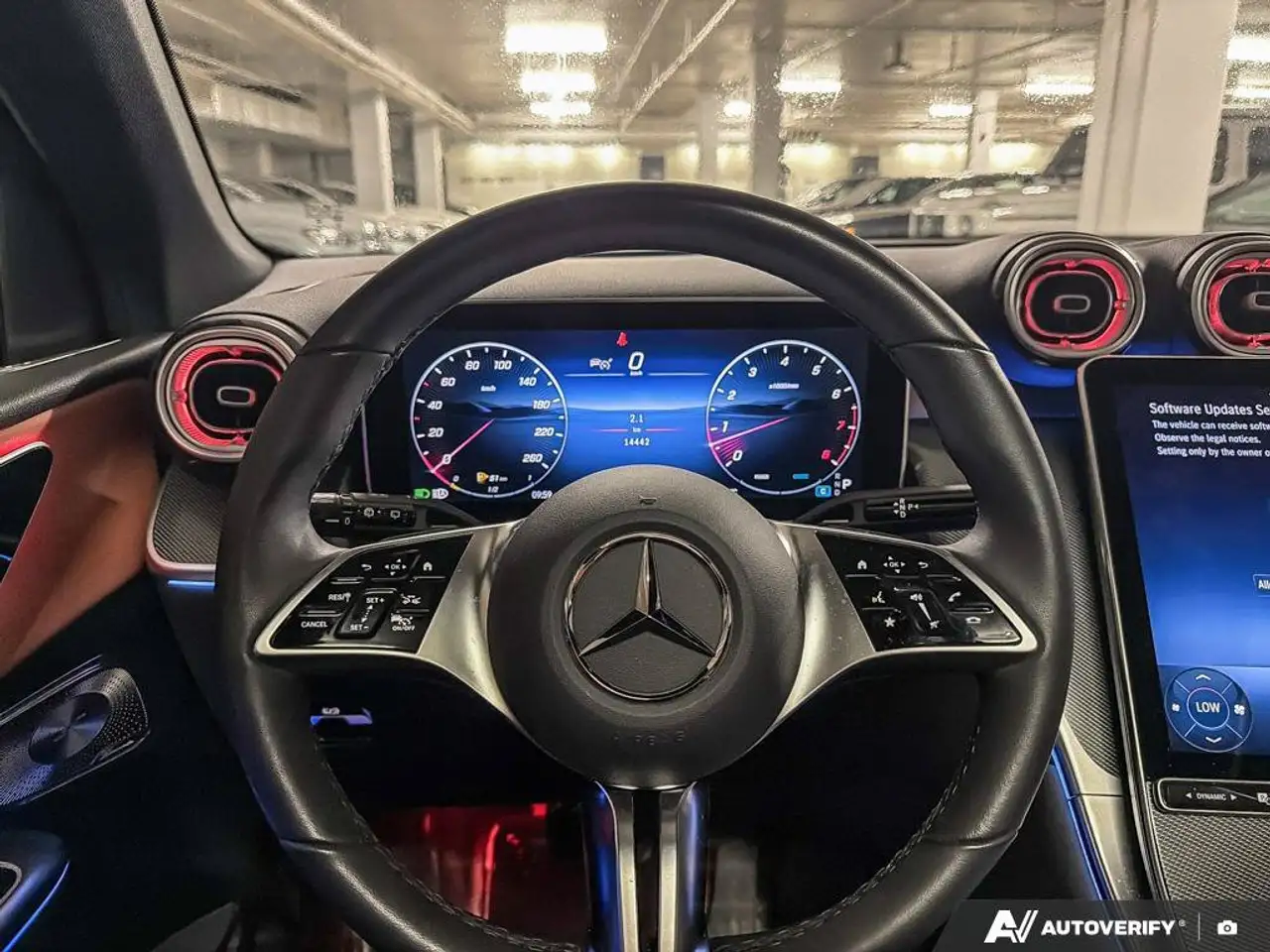Mercedes-Benz GLC снимка Mercedes-Benz GLC