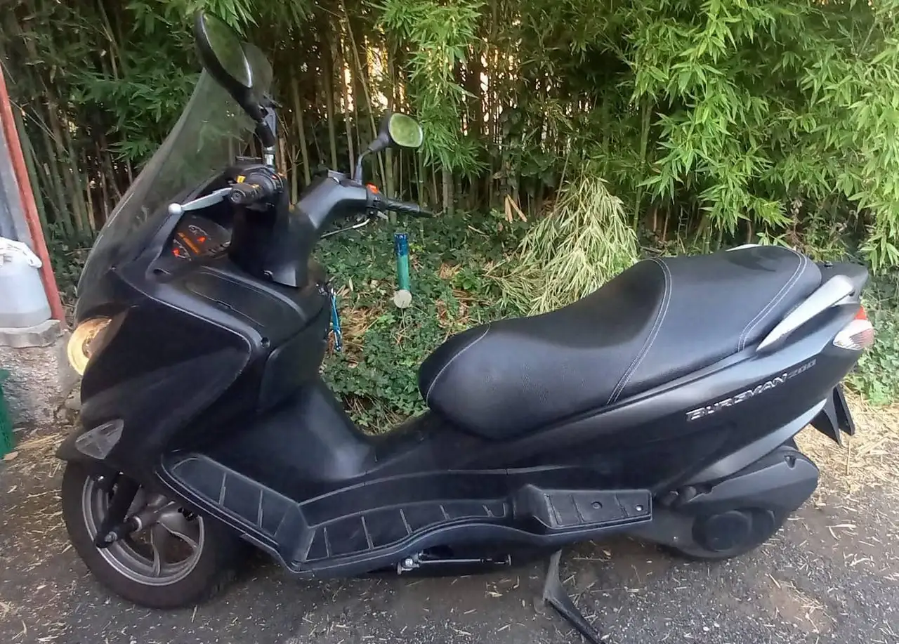 Suzuki Burgman 200