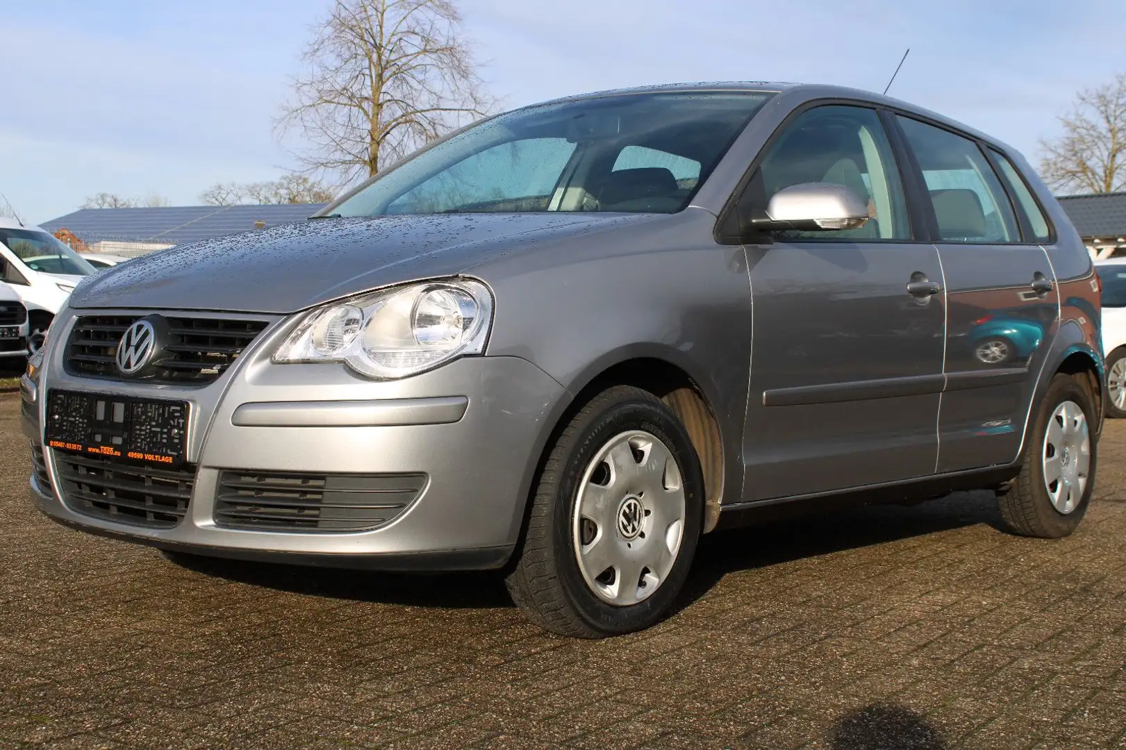 Volkswagen Polo IV United Silber - 1