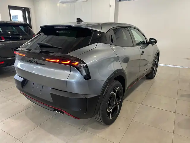 Alfa Romeo Junior view 7