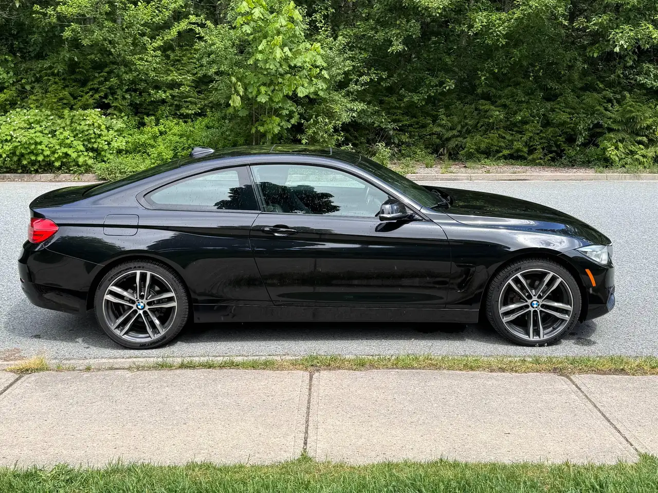 BMW 4 Series снимка BMW 4 Series