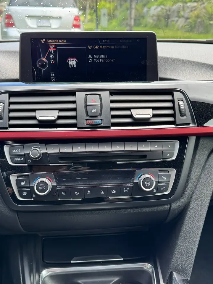 BMW 4 Series снимка BMW 4 Series