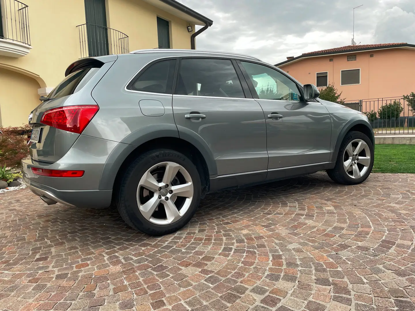 Audi Q5 Q5 I 2008 3.0 V6 tdi quattro s-tronic Argento - 2