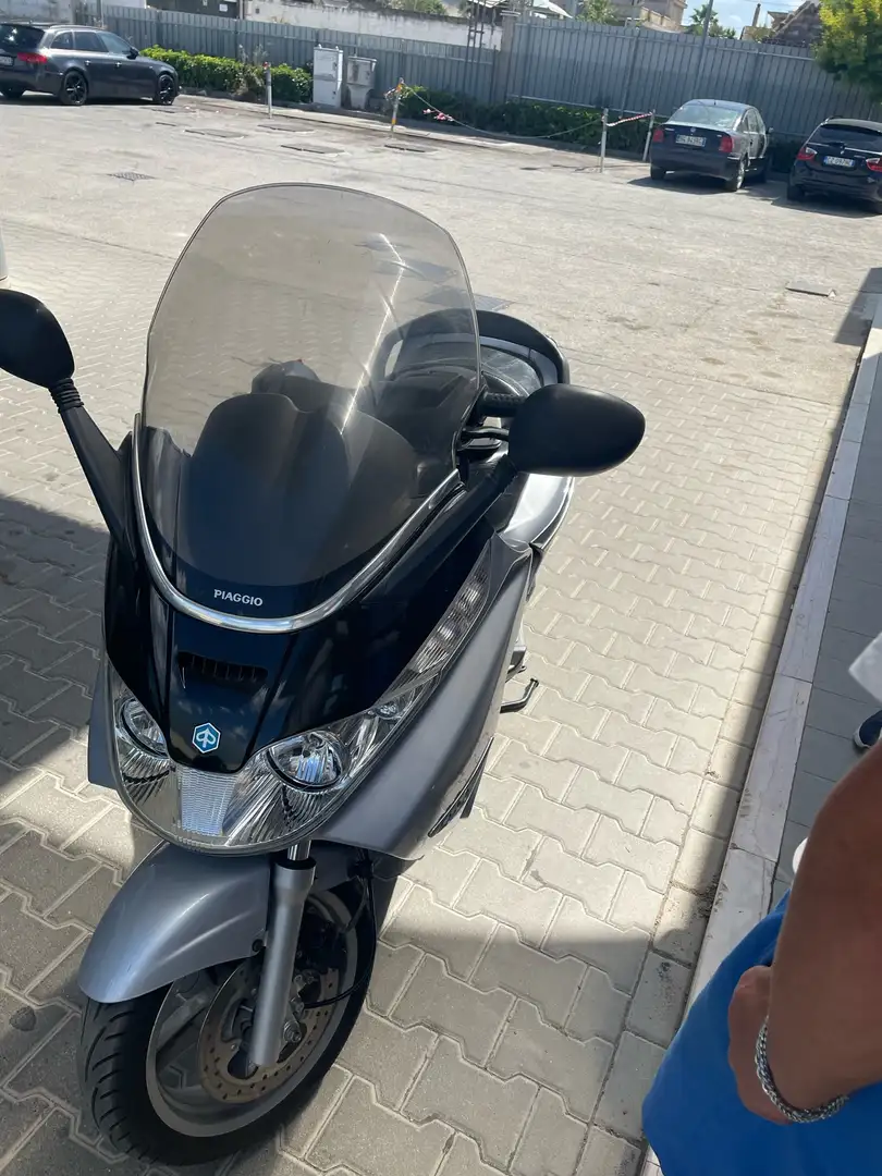 Piaggio X 8 - 1