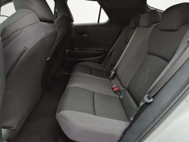 Toyota C-HR view 12