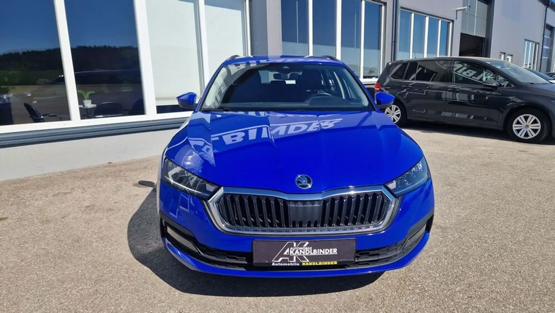 Skoda Octavia Combi 2,0 TDI DSG ''1.Besitz'' Blau - 2