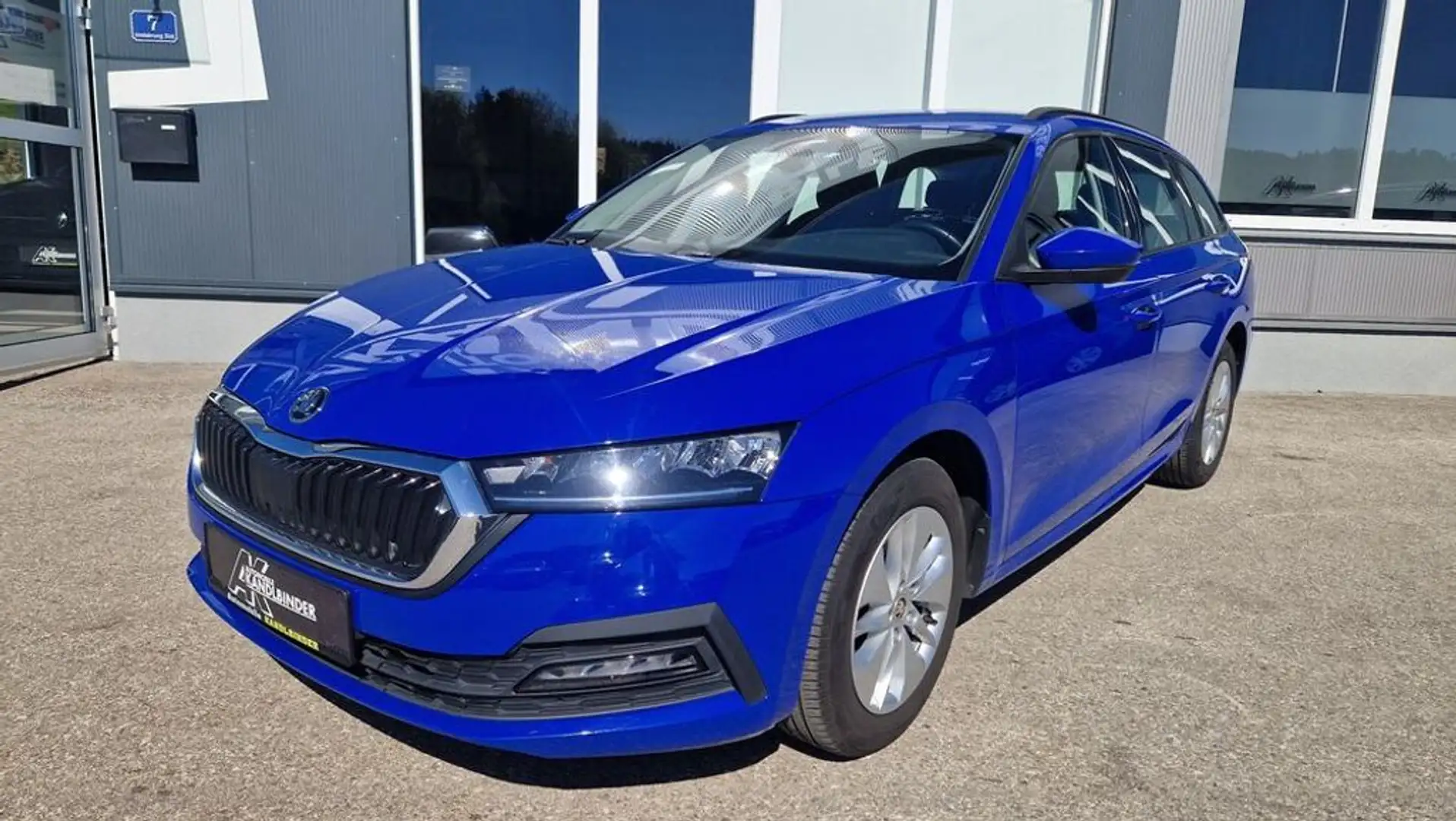Skoda Octavia Combi 2,0 TDI DSG ''1.Besitz'' Blau - 1
