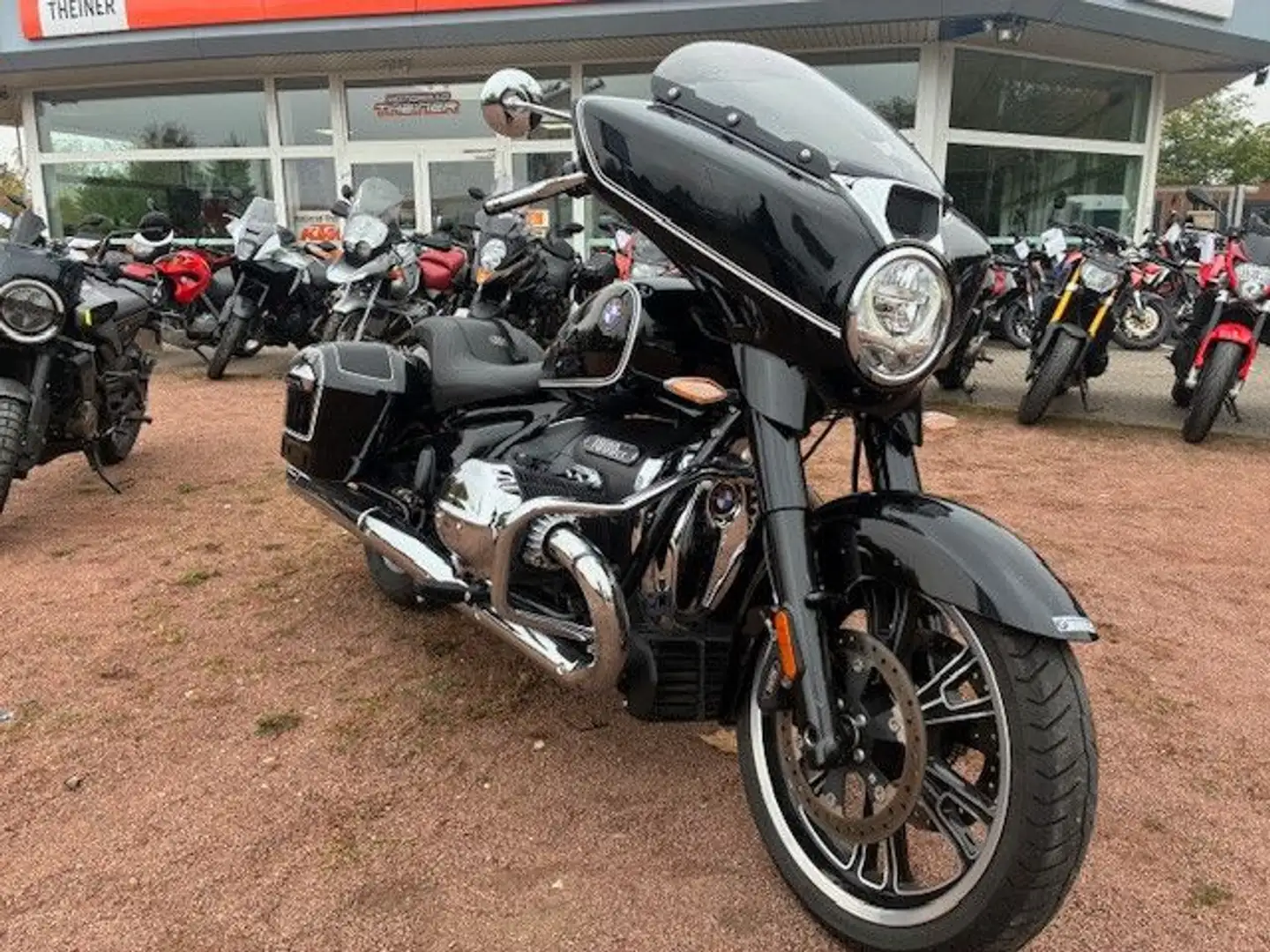 BMW R 18 B FIRST EDITiON Noir - 2