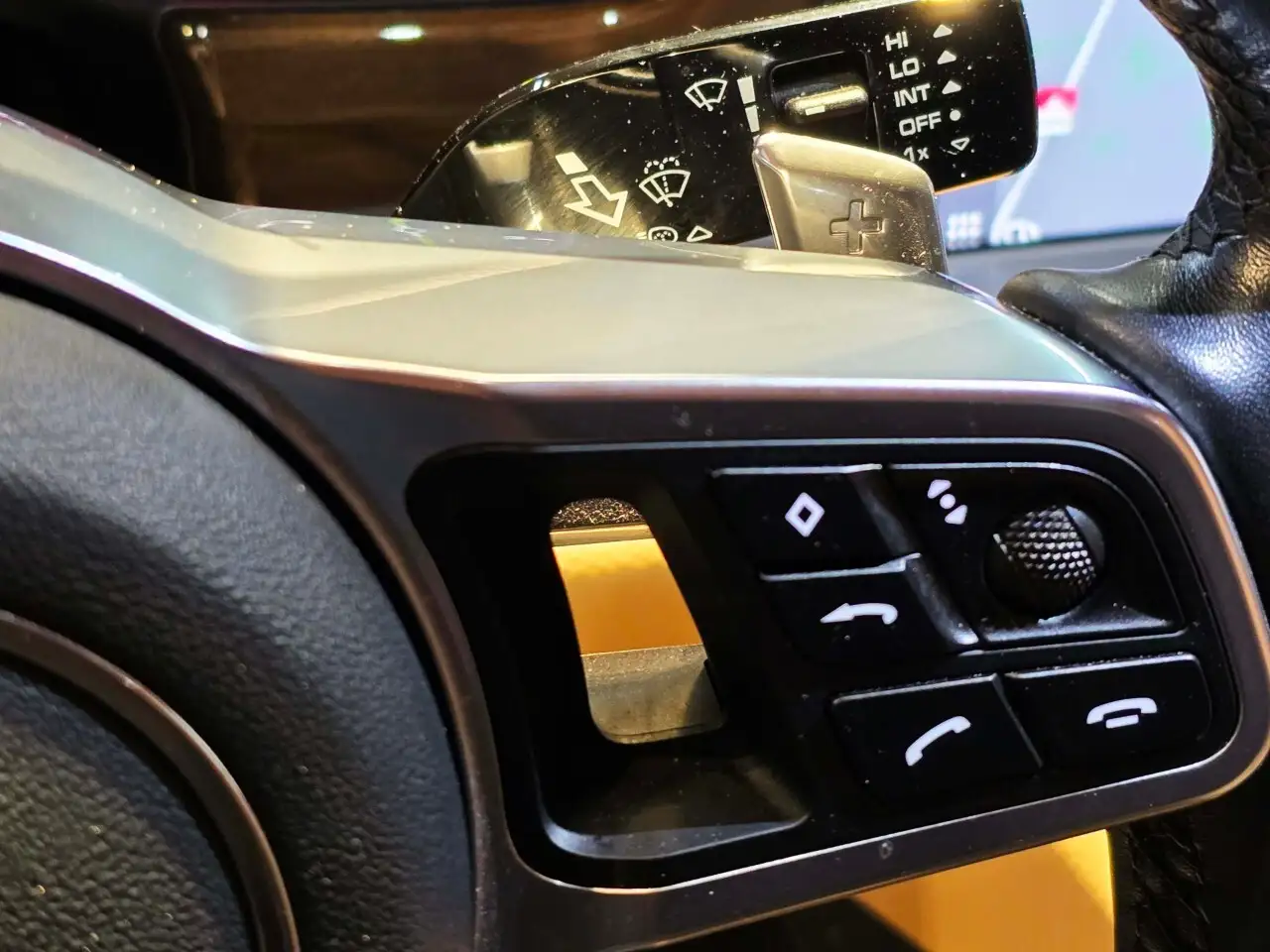 Porsche Panamera снимка Porsche Panamera
