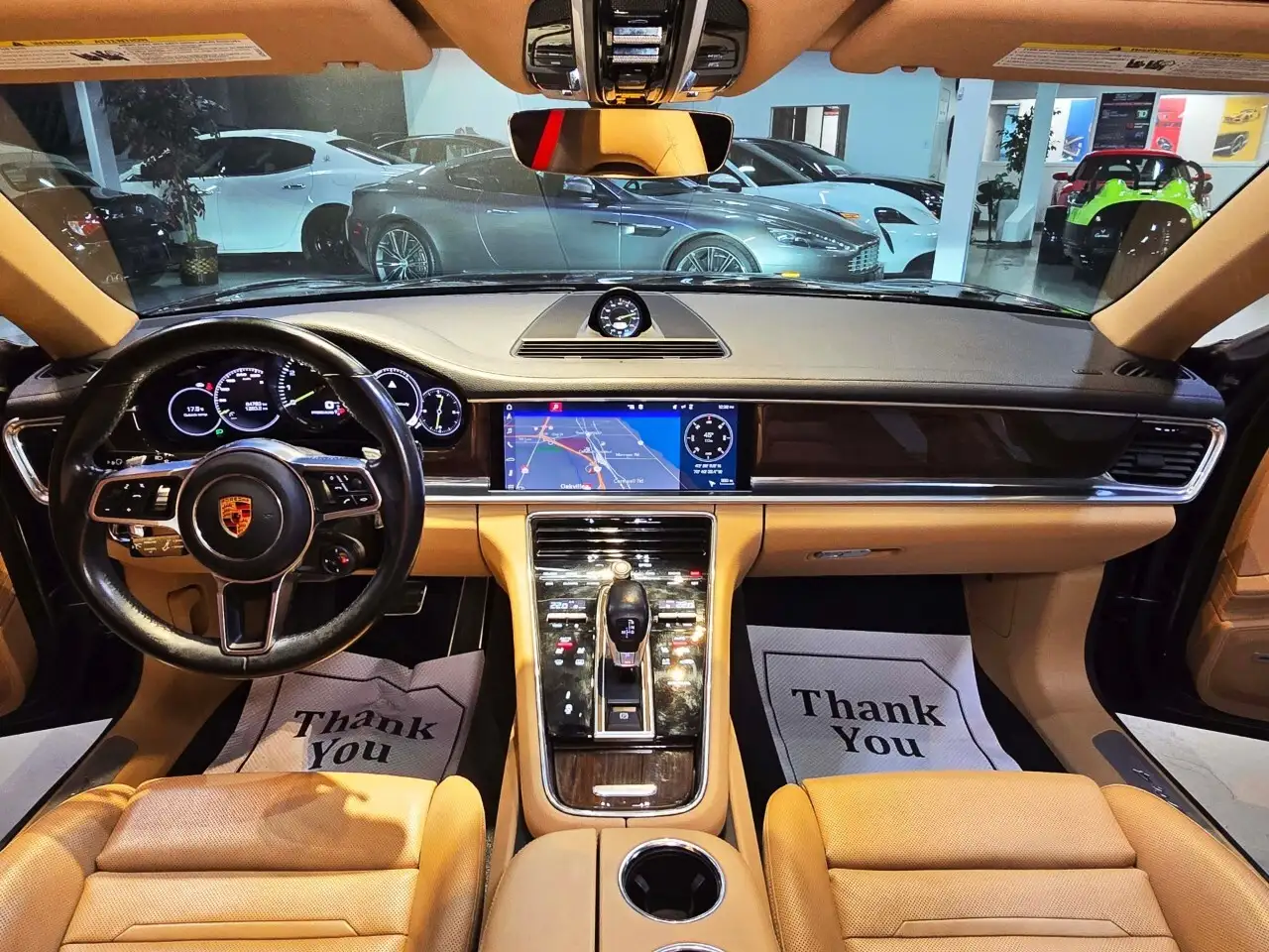 Porsche Panamera снимка Porsche Panamera