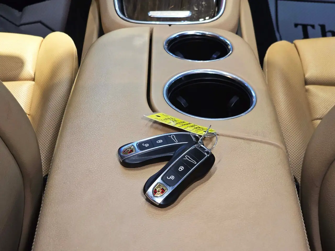 Porsche Panamera снимка Porsche Panamera