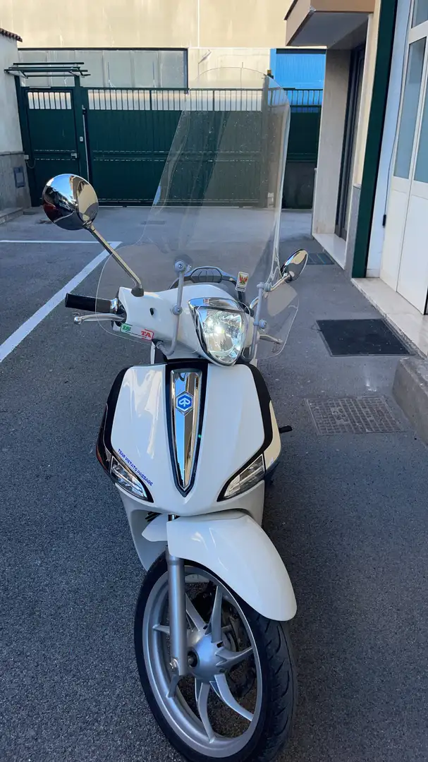 Piaggio Liberty 50 sport Blanco - 1