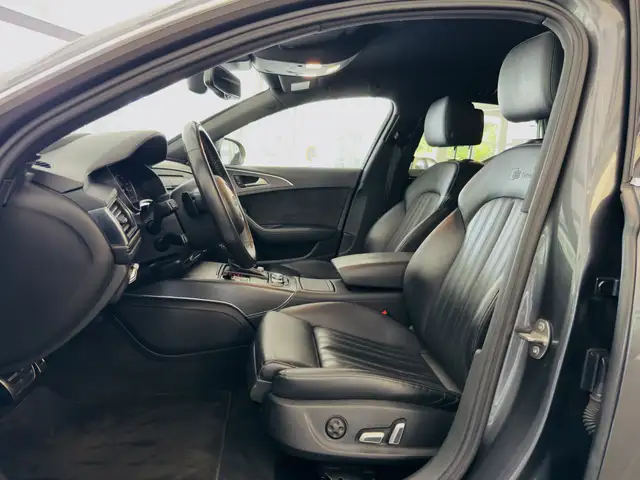 Audi A6 Avant view 10
