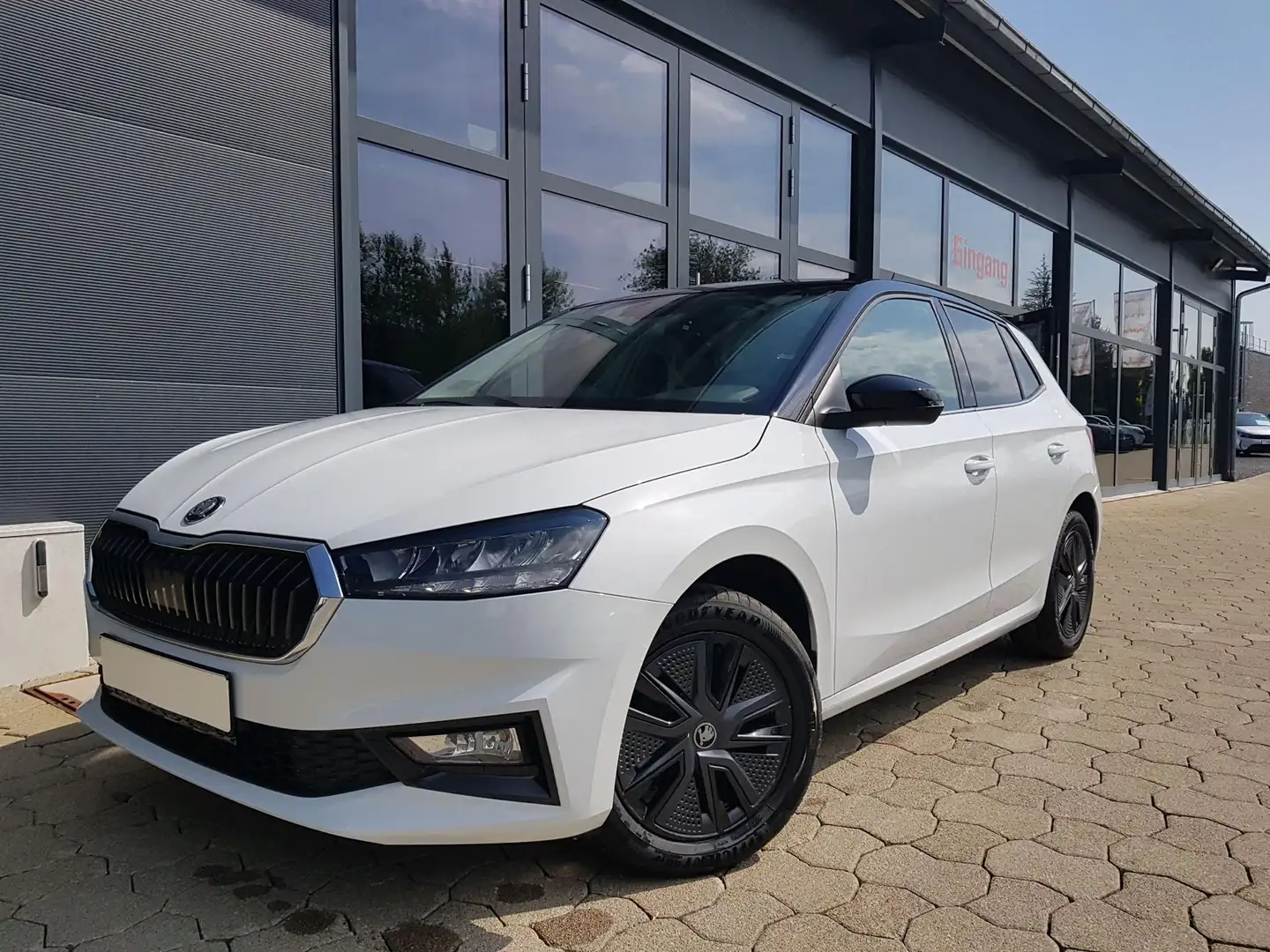 Skoda Fabia Selection 1,0TSI DSG 85KW/116PS ACC, SHZ, 16", ... Weiß - 1