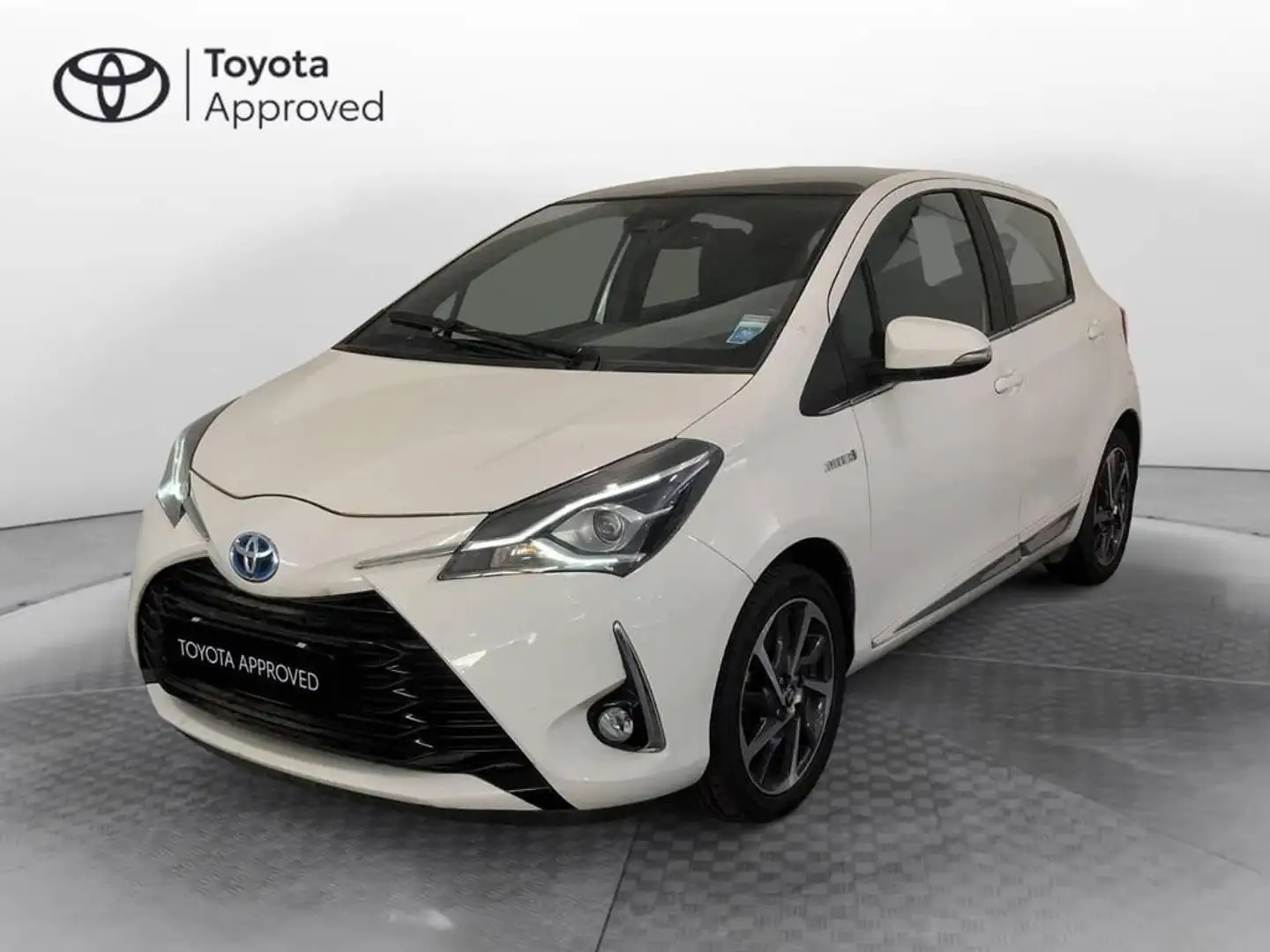 Toyota Yaris 5p 1.5 hybrid Style Bianco - 1