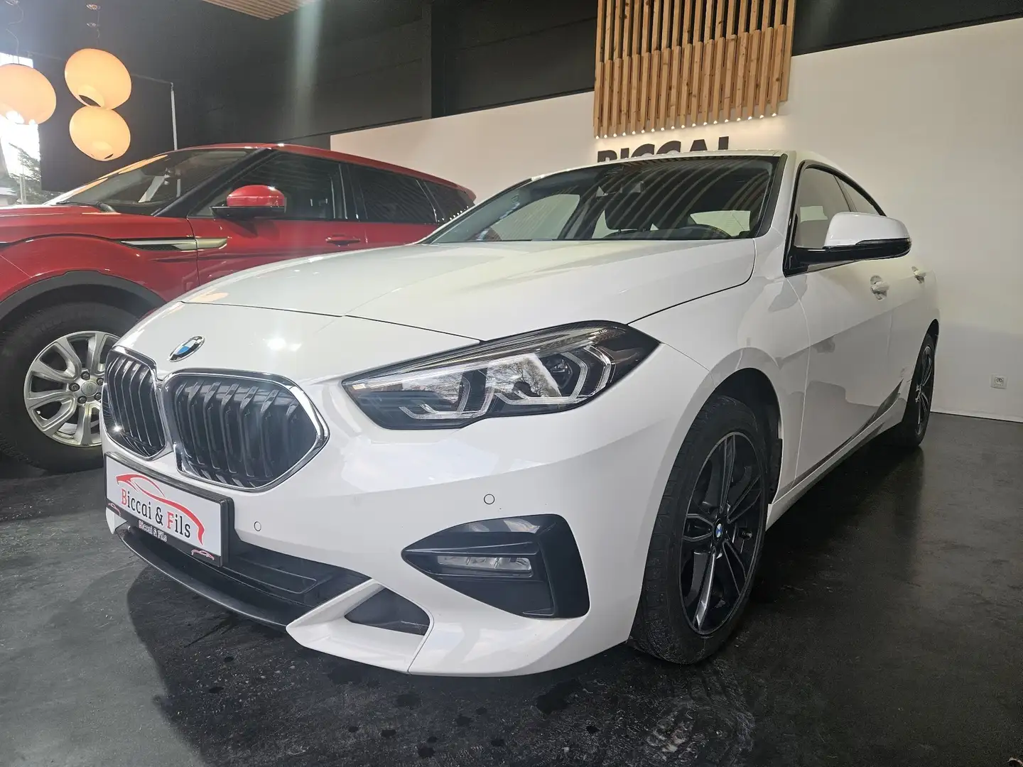 BMW 216 dA AdBlue White - 1