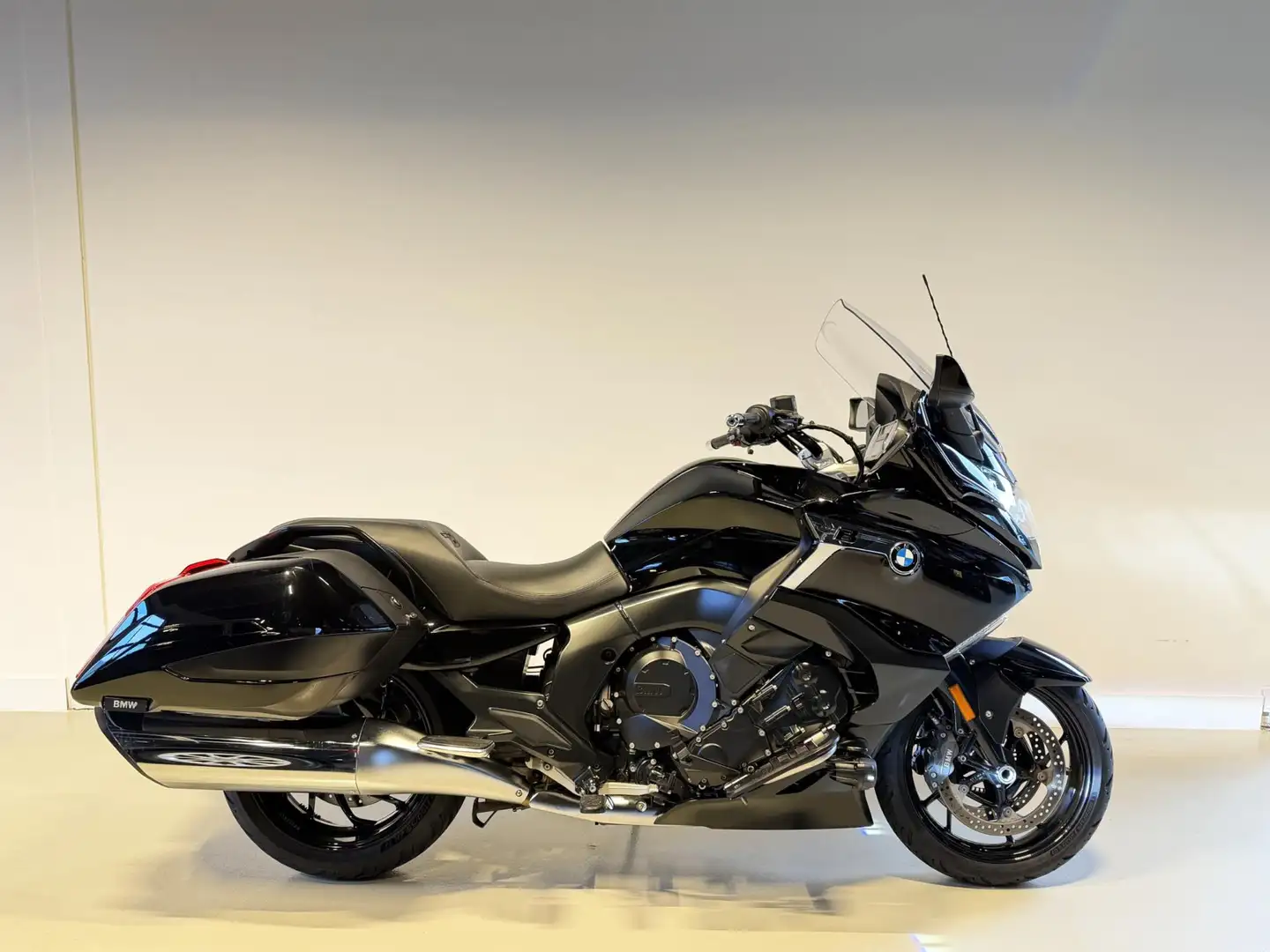 BMW K 1600 B Tour BAGGER Black Storm NL Motor K1600 Negro - 1