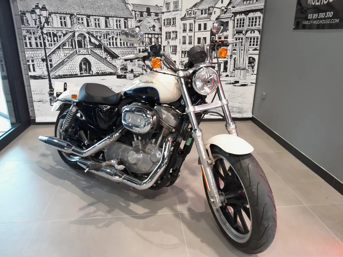 Harley-Davidson Sportster 883 - 2
