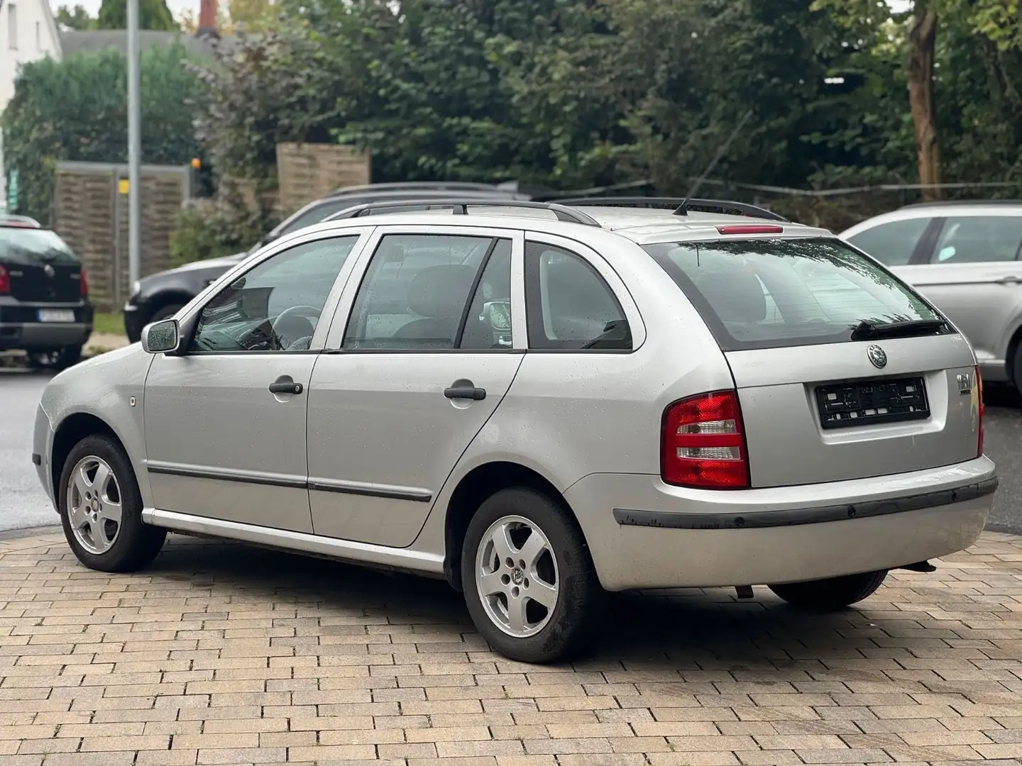 Skoda Fabia Combi Elegance*Zahnriemen+TÜV NEU Plateado - 2