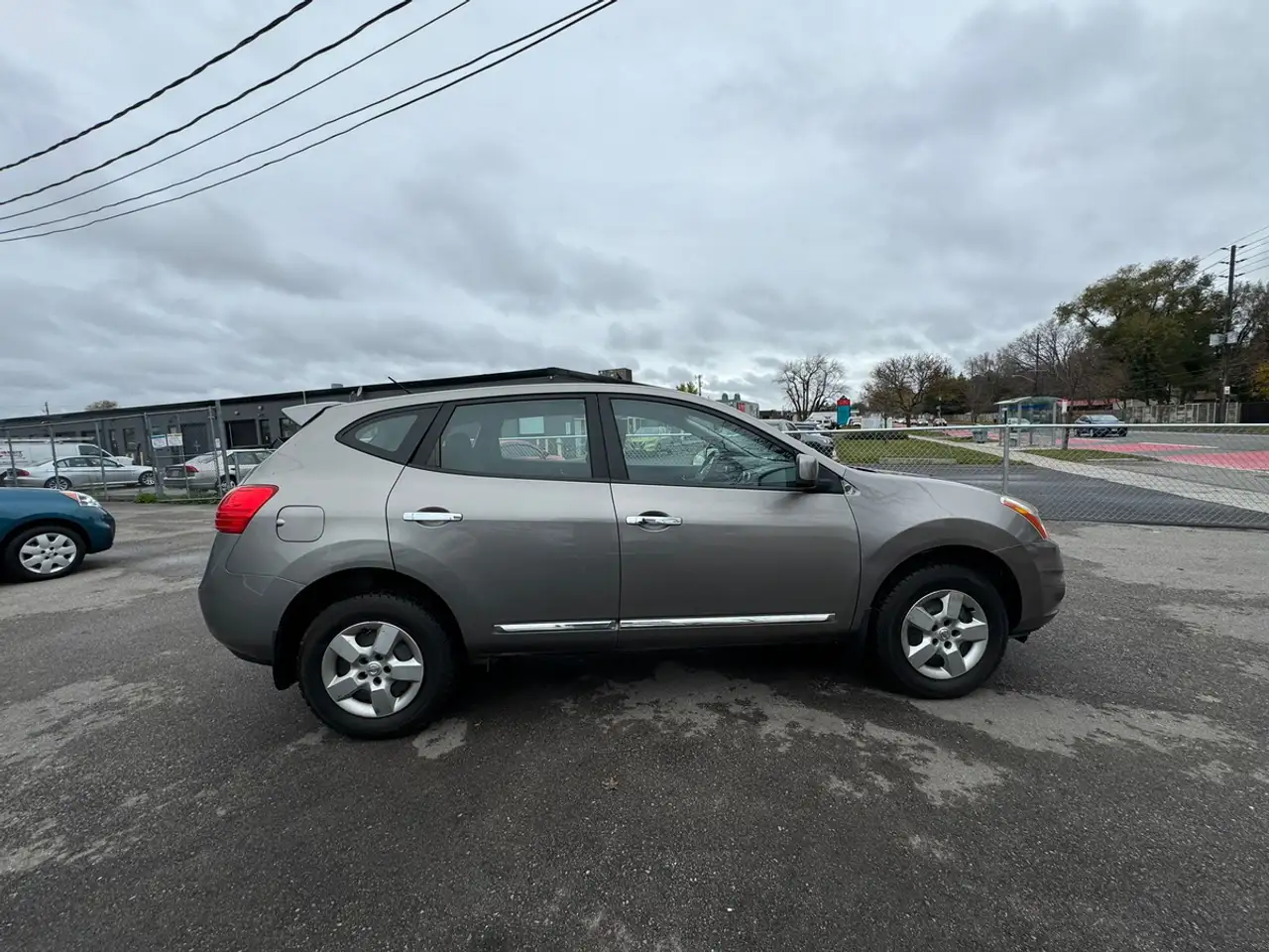 Nissan Rogue fotografie Nissan Rogue