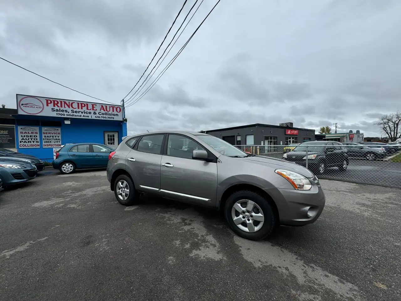 Nissan Rogue fotografie Nissan Rogue