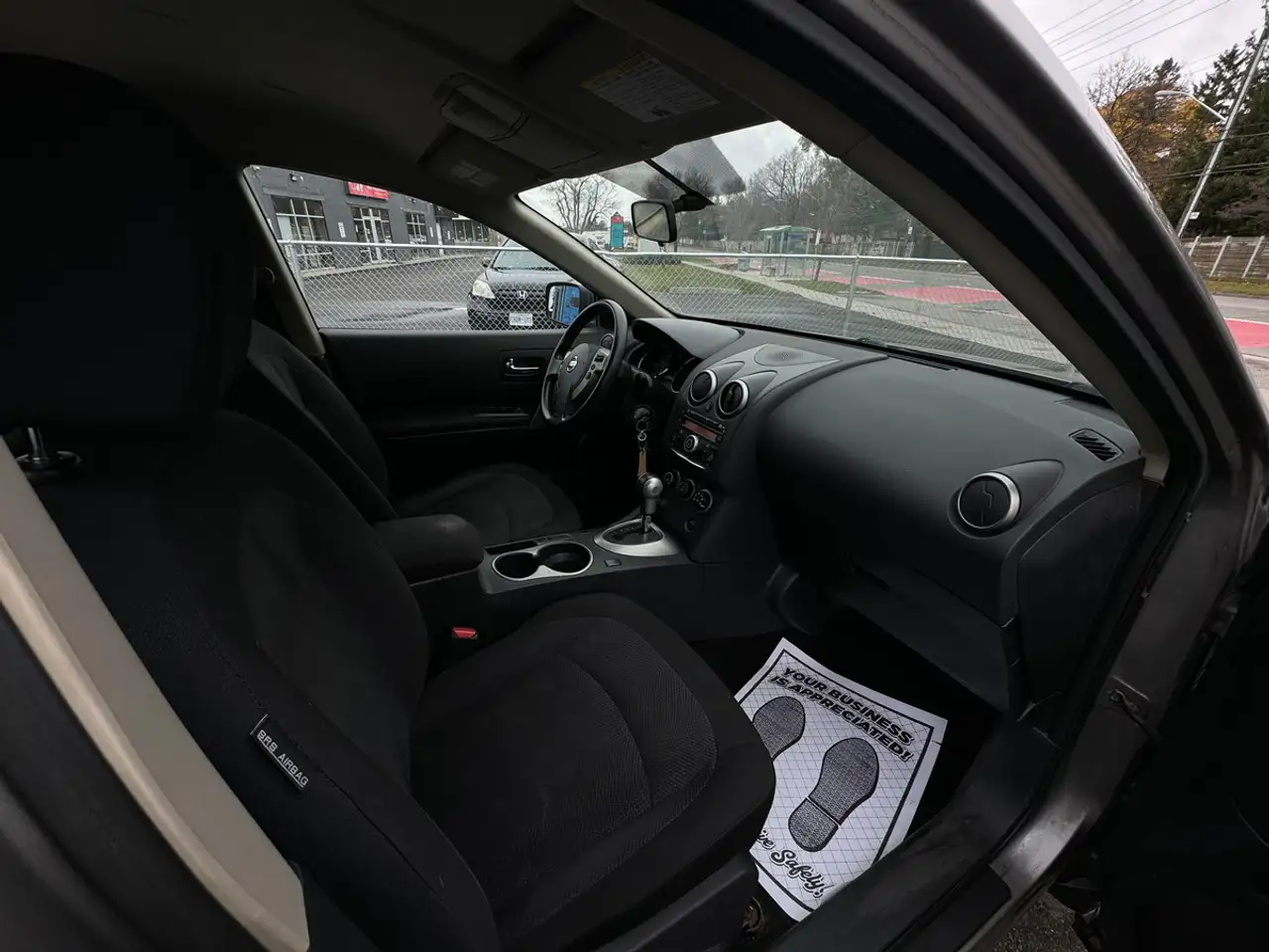 Nissan Rogue fotografie Nissan Rogue