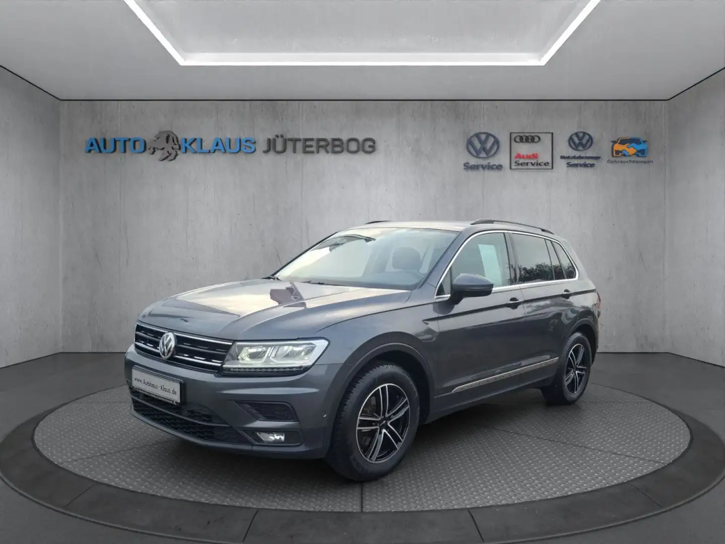 Volkswagen Tiguan 1.5 TSI Comfortline Automatik,AHK,Park Navi Silber - 2