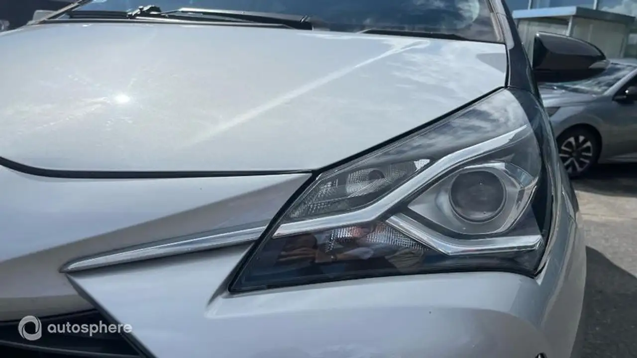 Toyota Yaris Yaris — photo 17