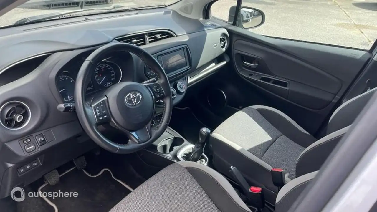 Toyota Yaris Yaris — photo 12