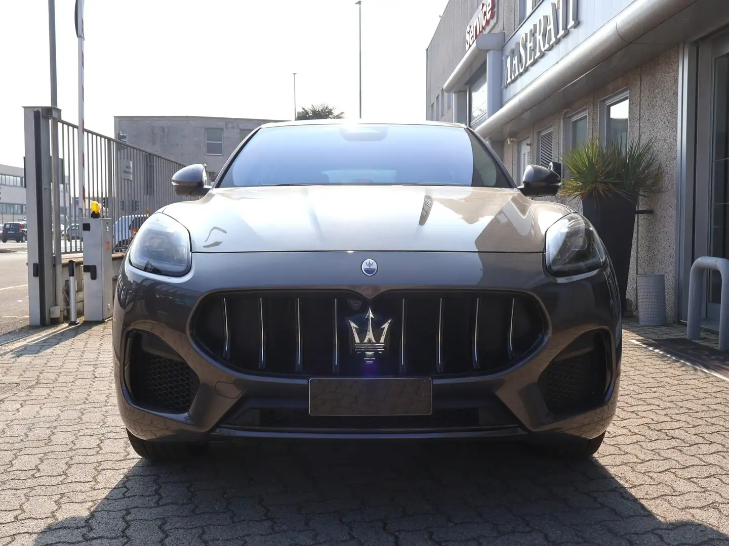 Maserati Grecale GT Hybrid 300 CV Сірий - 2