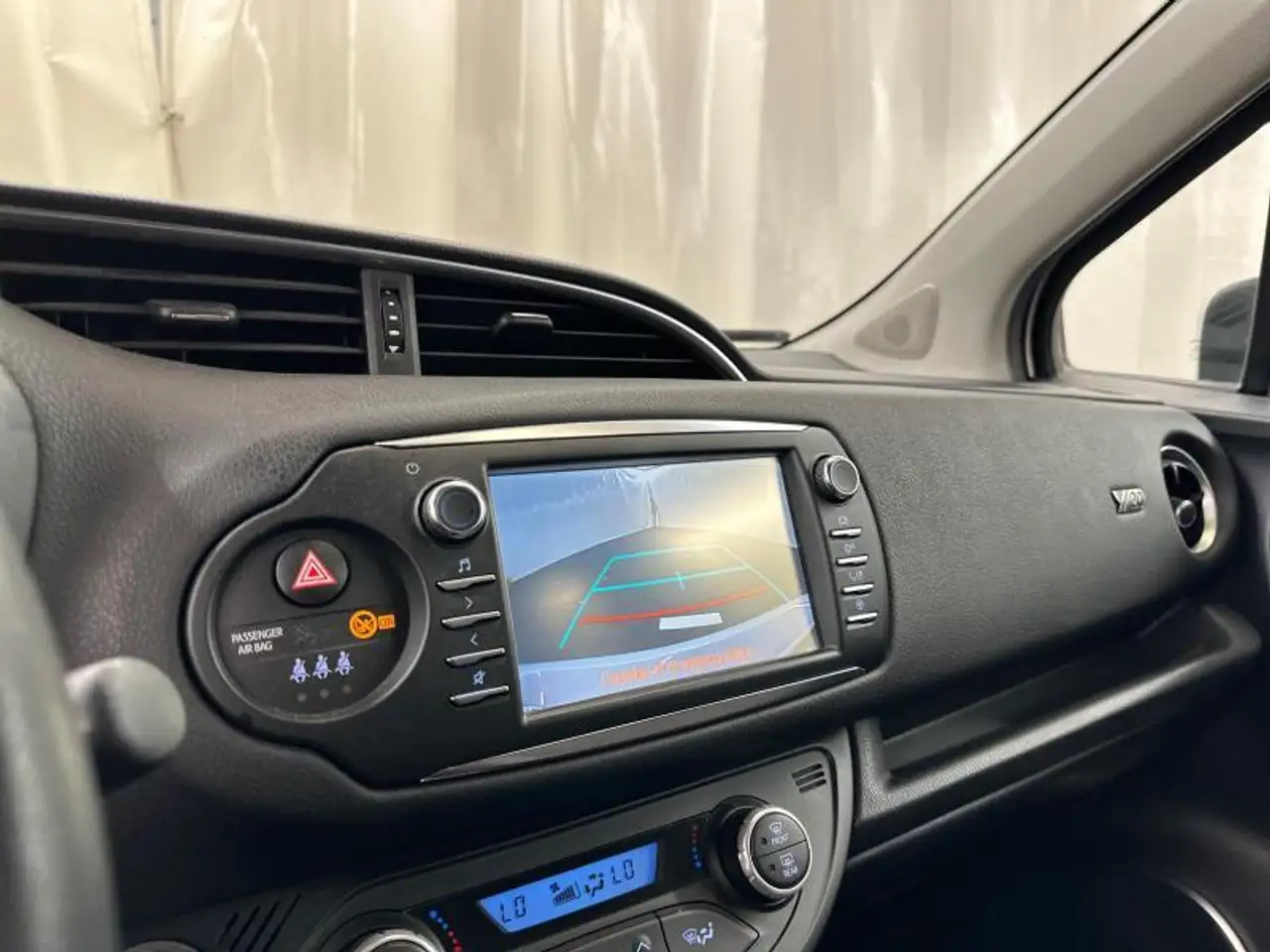 Toyota Yaris 99hp HEV Y20 GPS camera, миниатюра 23