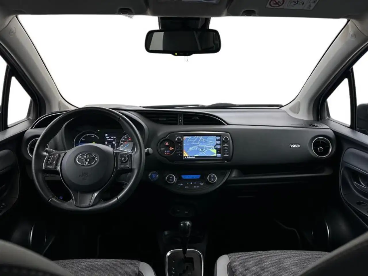 Toyota Yaris 99hp HEV Y20 GPS camera, миниатюра 7