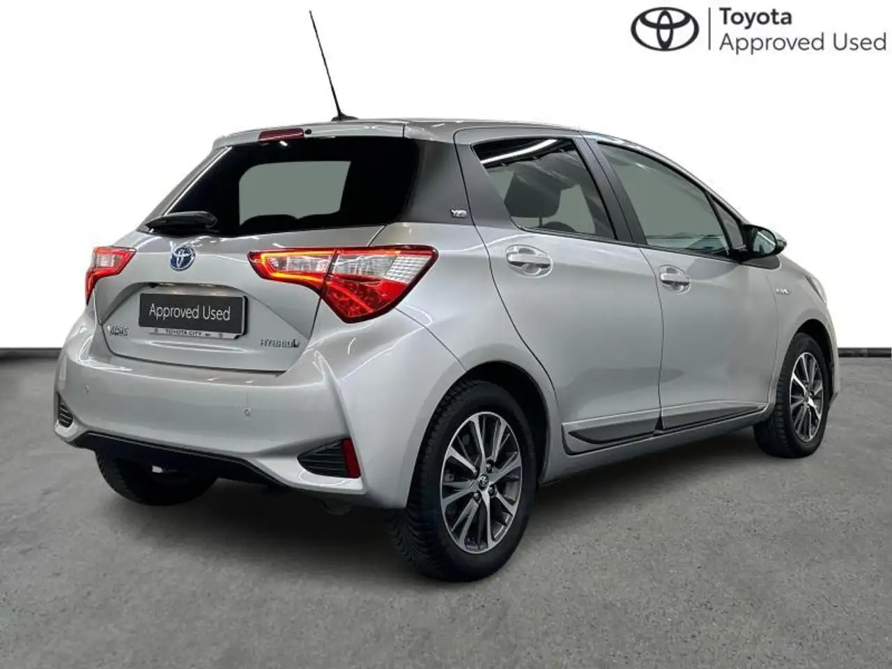 Toyota Yaris 99hp HEV Y20 GPS camera, миниатюра 15