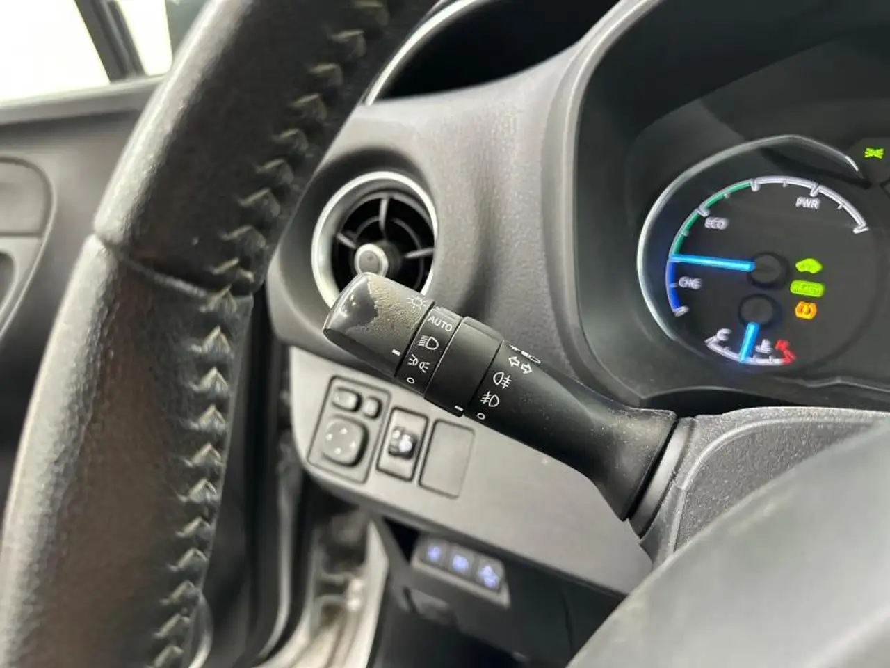 Toyota Yaris 99hp HEV Y20 GPS camera, миниатюра 21