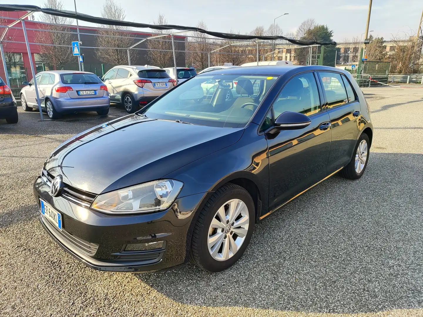 Volkswagen Golf 5p 1.2 tsi Comfortline Negro - 2