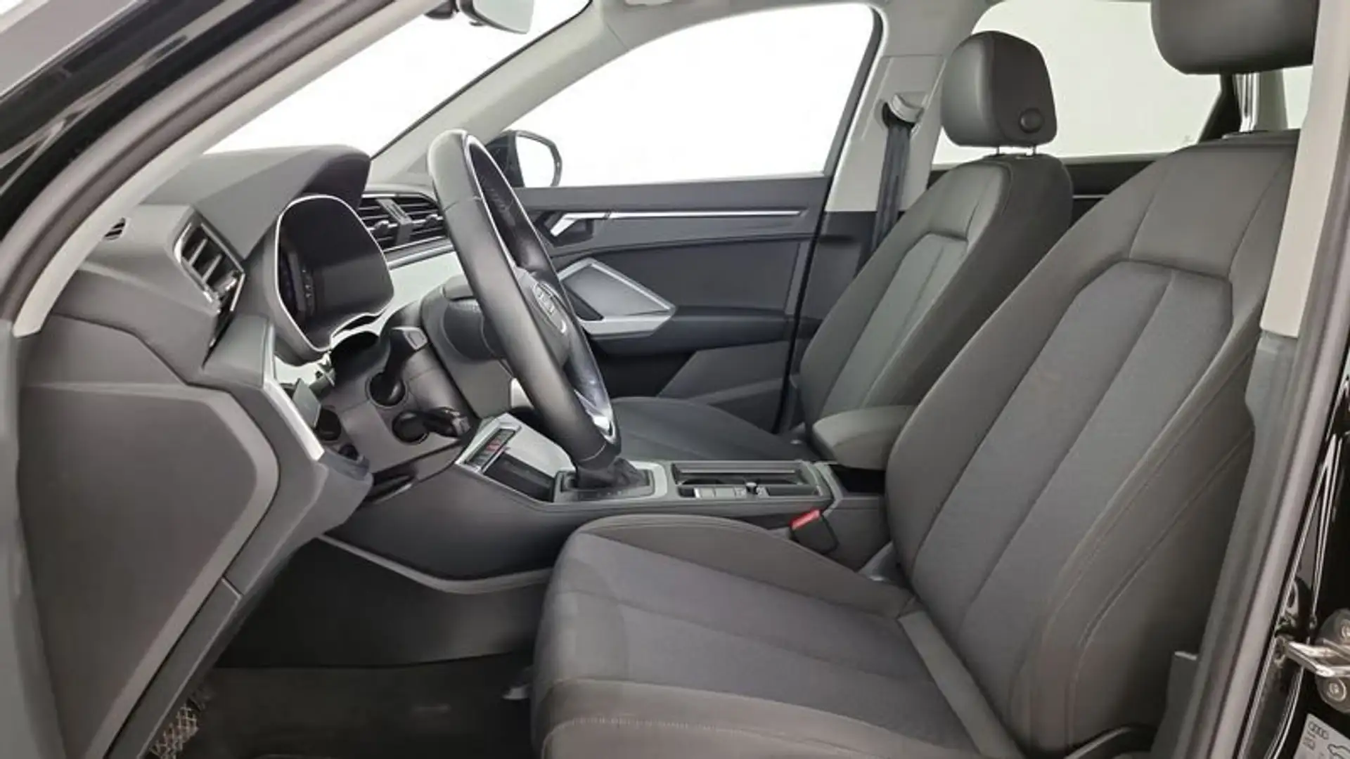 Audi Q3 35 TDI S tronic Business Nero - 2