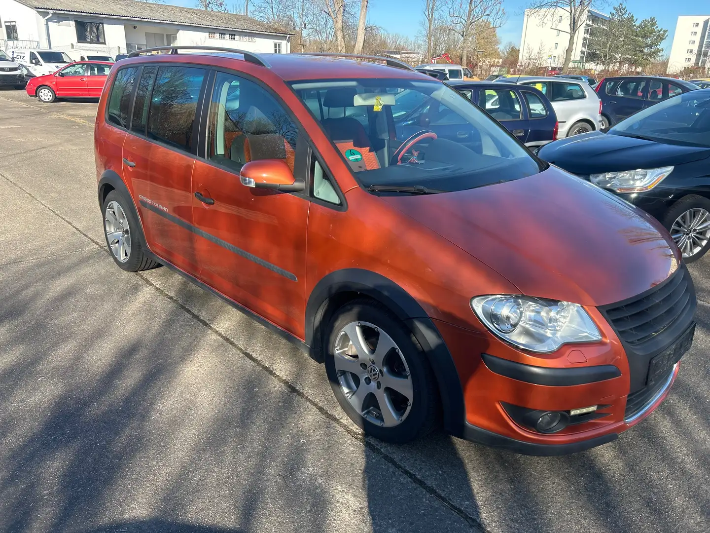 Volkswagen Cross Touran CrossTouran/Xenon/PDC/SHZ/AHK/Bluetooth Naranja - 1