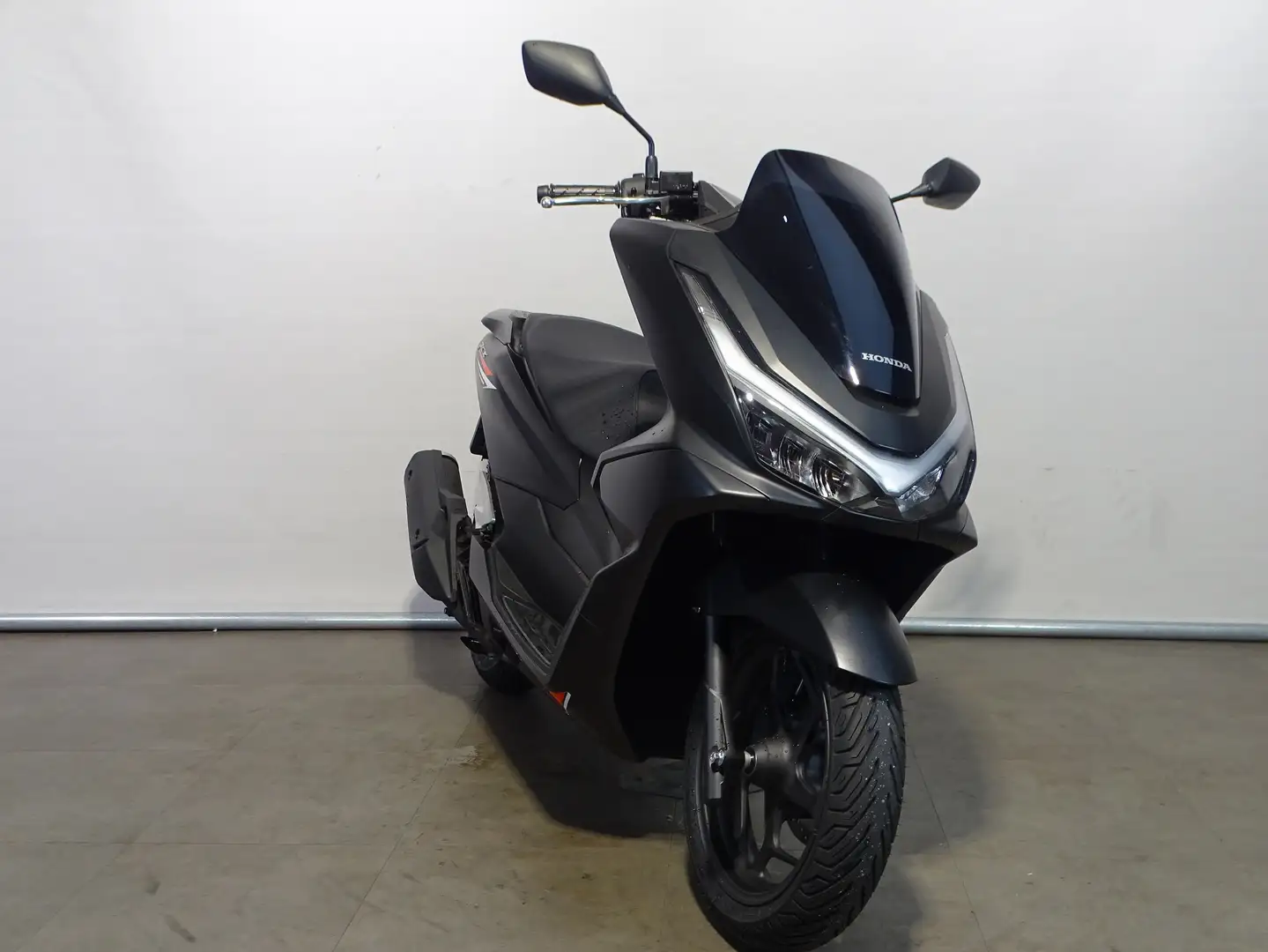 Honda PCX 125 Zwart - 2