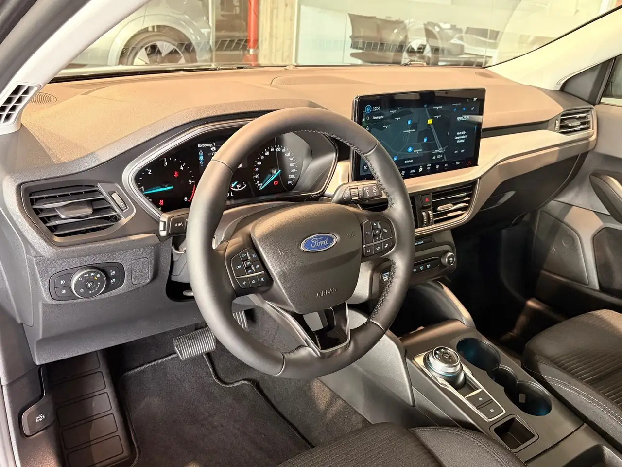 Ford Focus Turnier Titanium 10