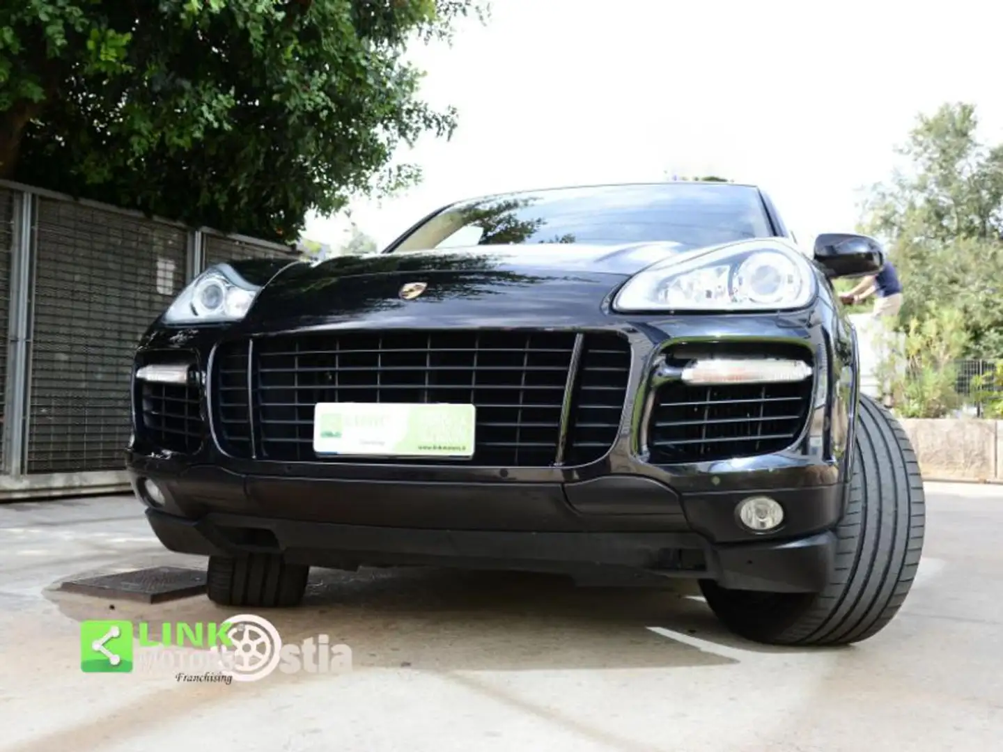 Porsche Cayenne Turbo 4.8 V8 500 CV AWD Tiptronic S Nero - 2