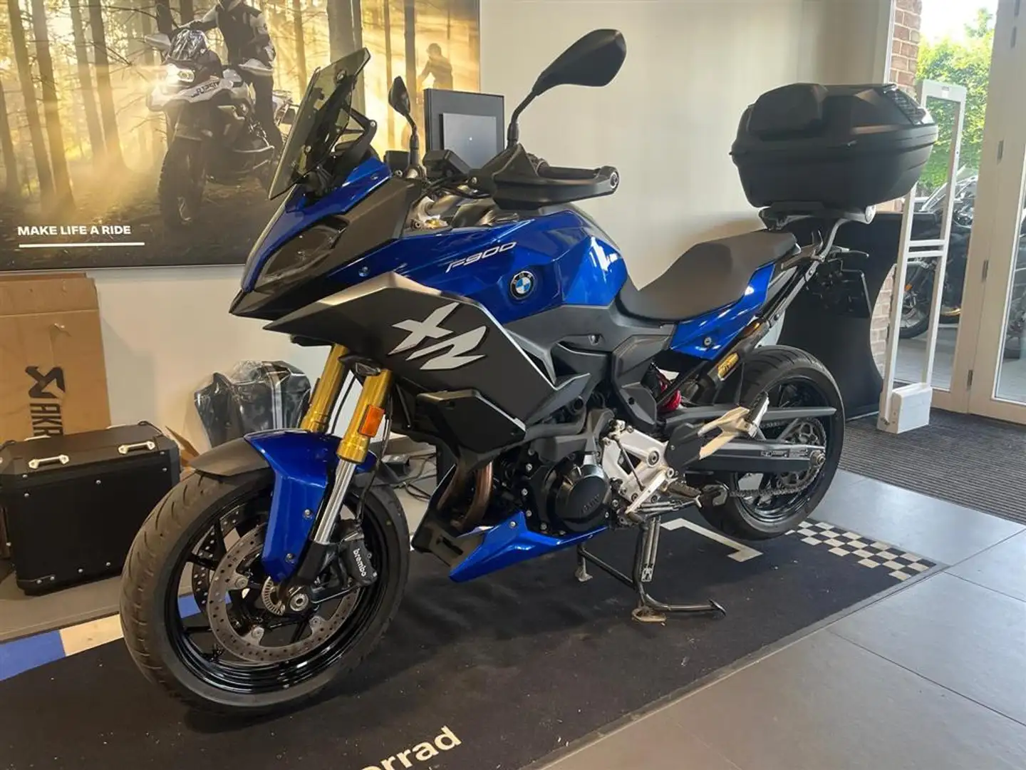 BMW F 900 XR 0 Bleu - 2