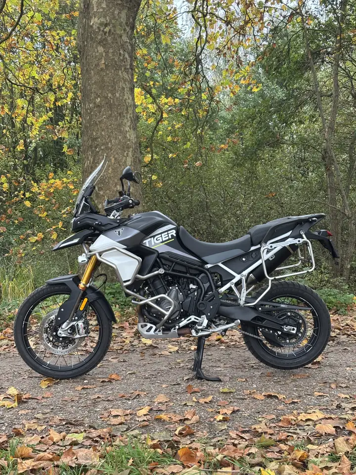 Triumph Tiger 900