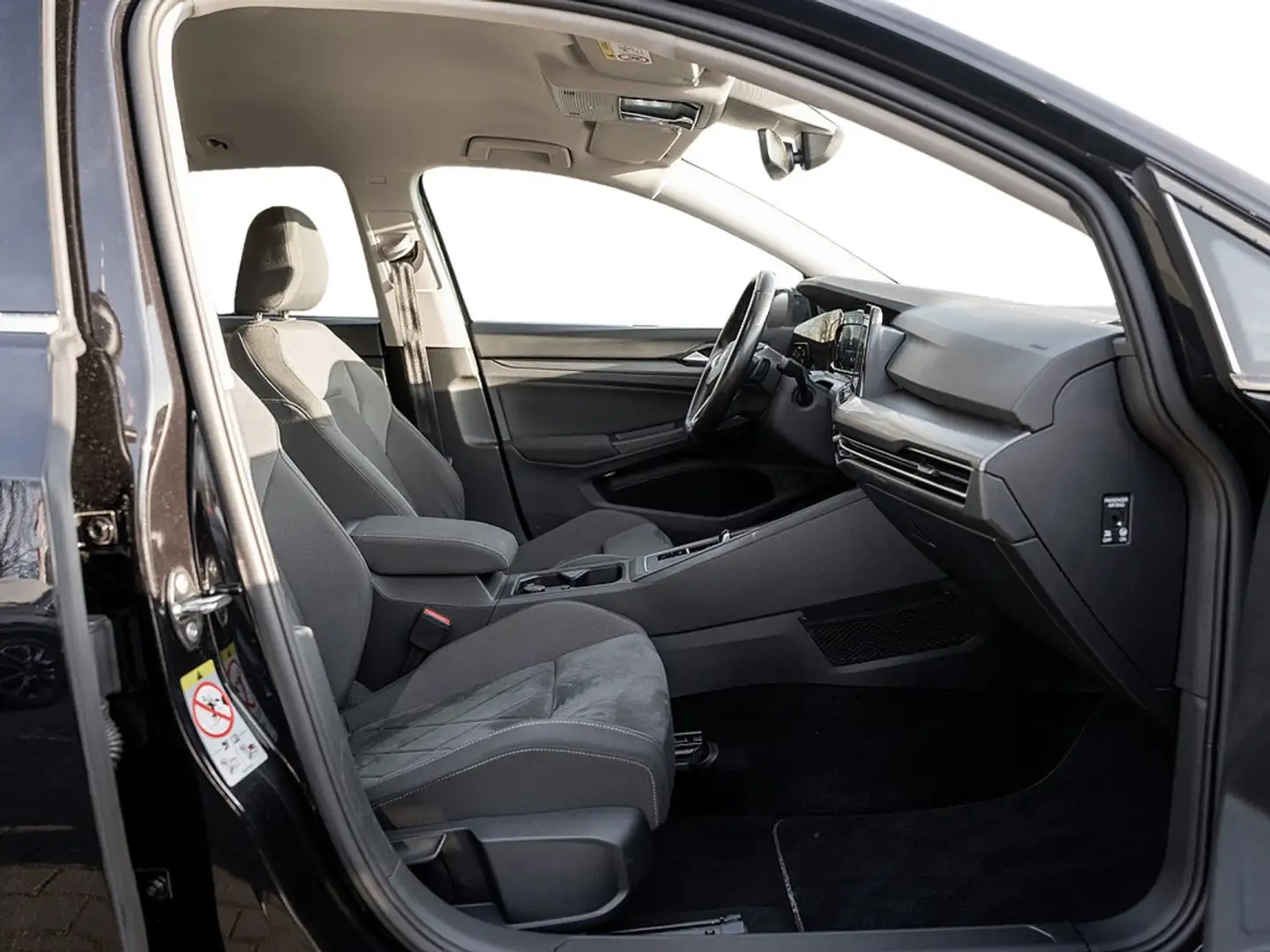 Volkswagen Golf VIII Variant 2.0 TDI Style AHK HUD NAVI Schwarz - 2