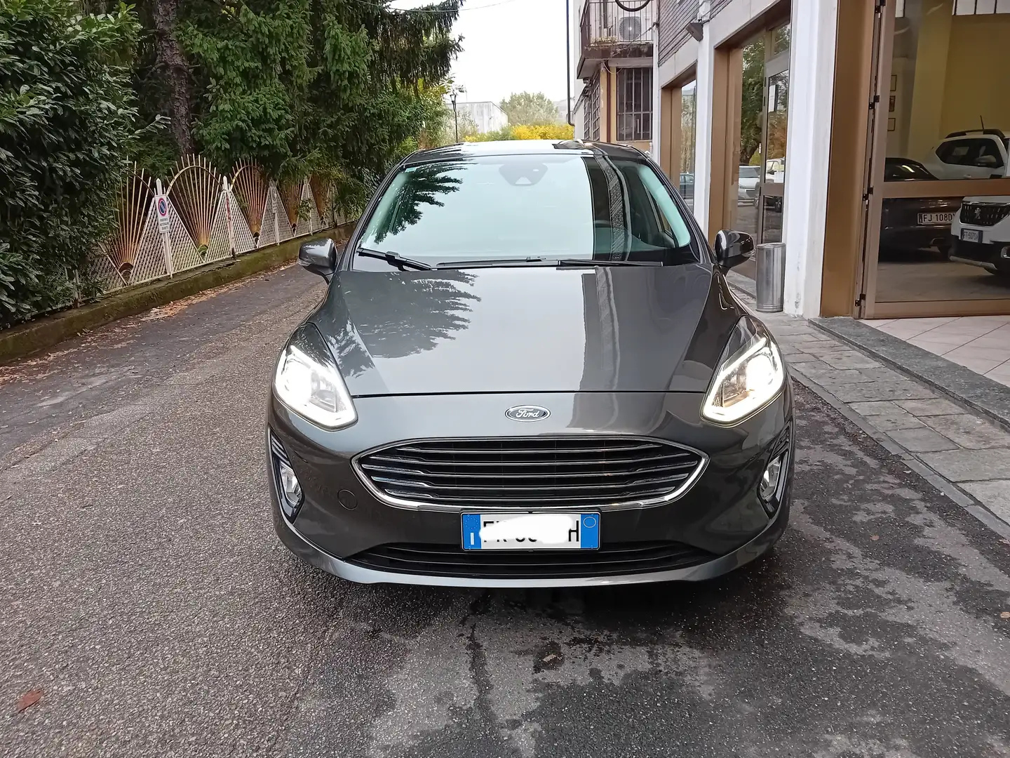 Ford Fiesta 5p 1.5 tdci 85cv *SOLO 15.960 KM* Gris - 2