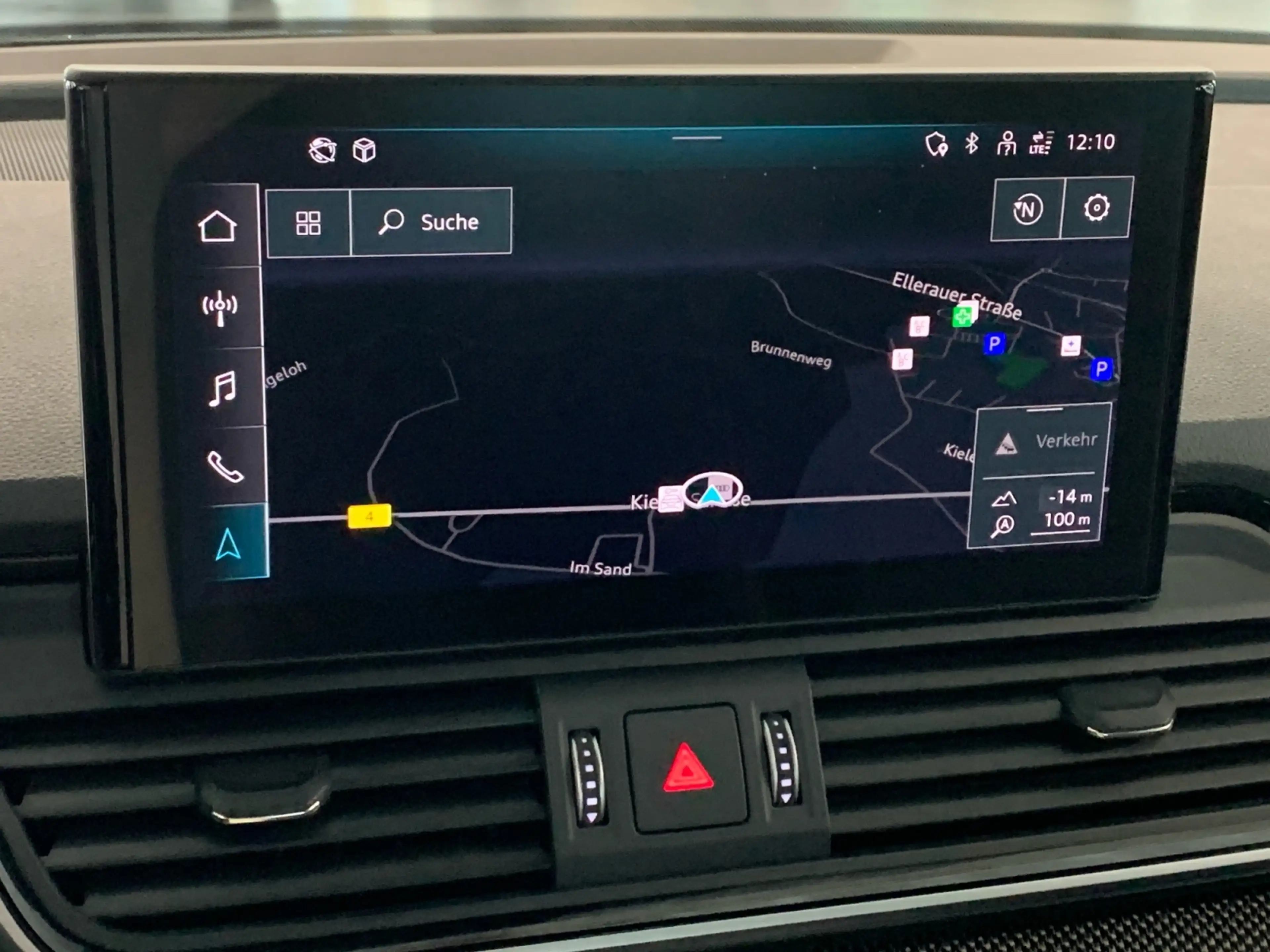 Audi SQ5 TDI AHK STHZG MATRIX HUD BLACK+ — photo 14