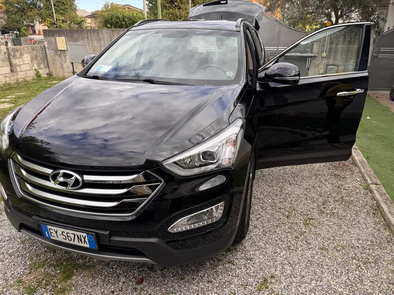 Hyundai SANTA FE