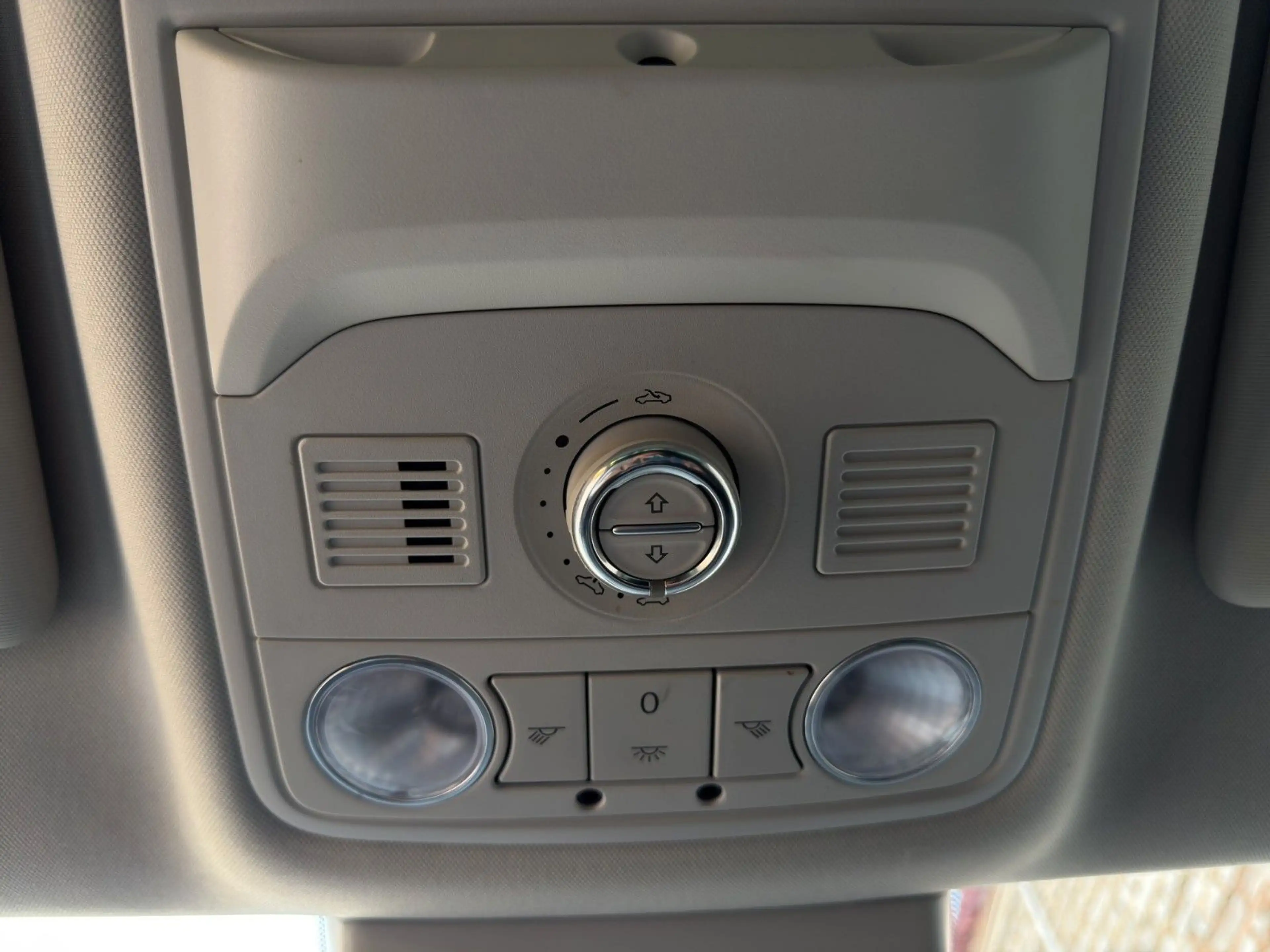 Volkswagen Sharan 2.0 TDI Comfortline United *7-Sitzer* — photo 20