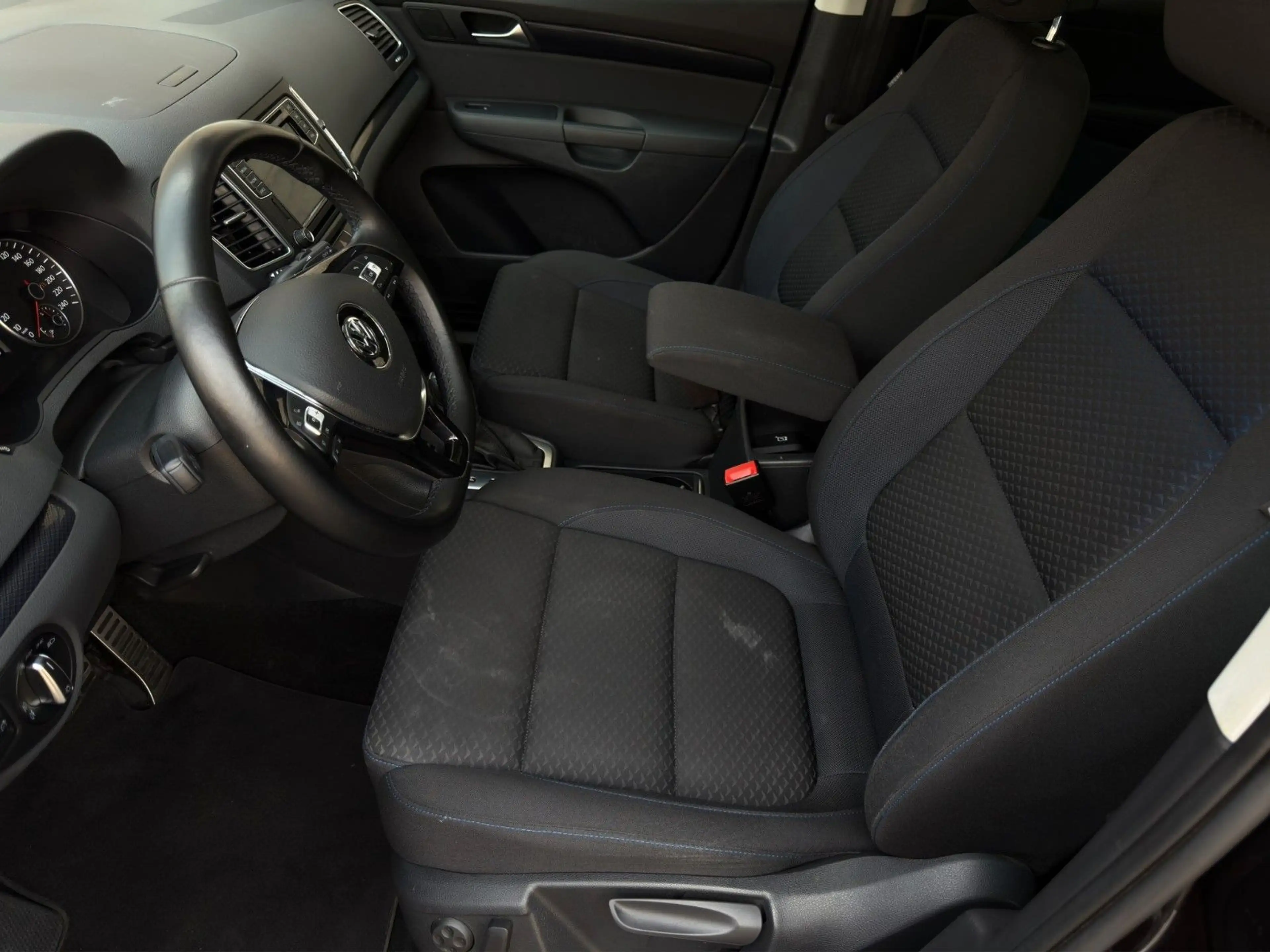 Volkswagen Sharan 2.0 TDI Comfortline United *7-Sitzer* — photo 10