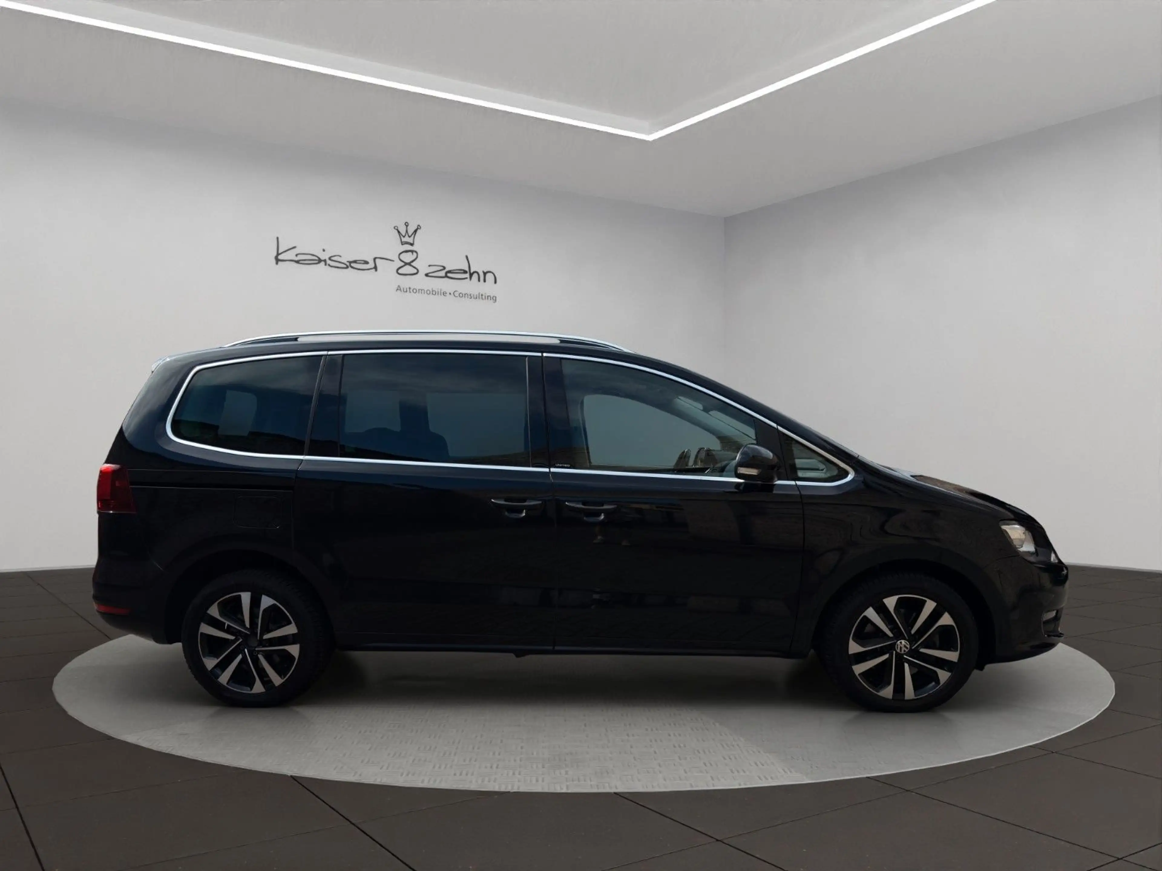 Volkswagen Sharan 2.0 TDI Comfortline United *7-Sitzer* — photo 5