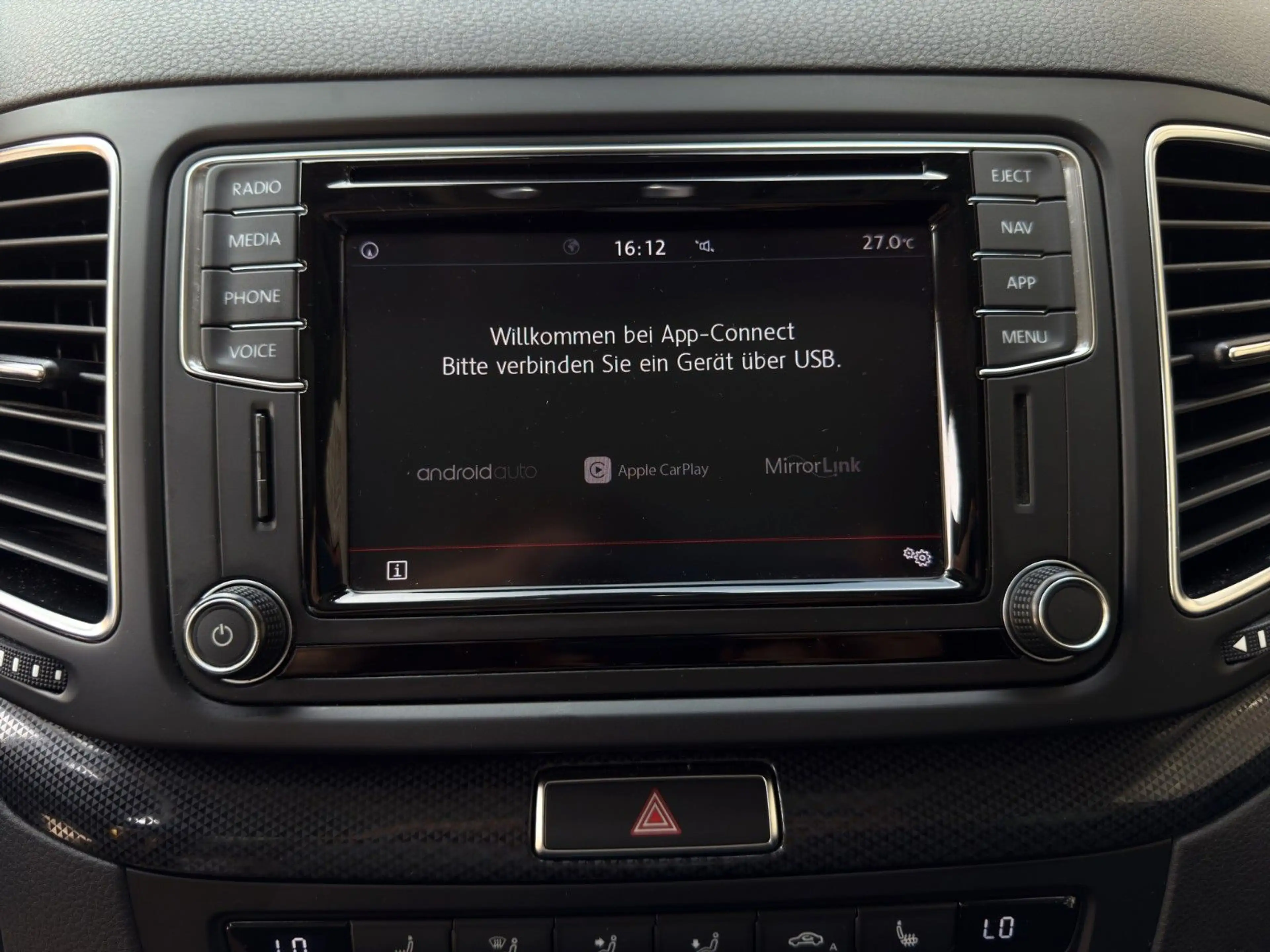 Volkswagen Sharan 2.0 TDI Comfortline United *7-Sitzer* — photo 32